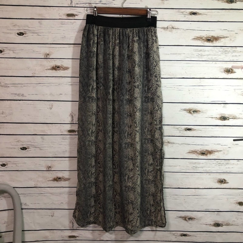 Nine Bird snakeskin print skirt M